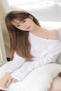 楚秋妍衣服