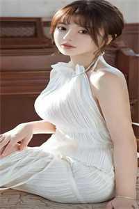 女主叫慕容秋的