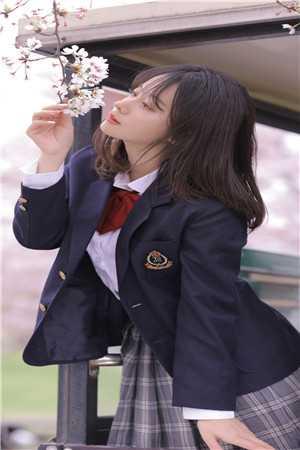 欢欢郁寒