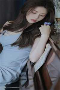 艾希旁白君老婆电话