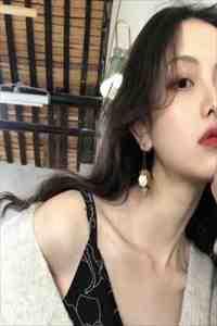 女主角叫君瑶