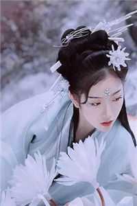 男主叫祁墨尘女主叫苏晚璃