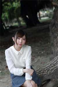 主角叫林明月的