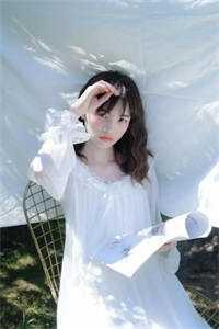 女主叫江浅浅的