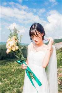 女主角叫林雨时