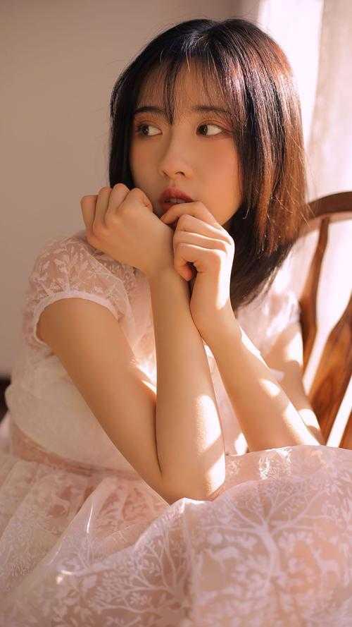 女主叫云轻狂