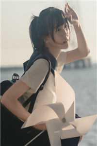 女主叫夏久月