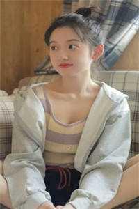 霍成君和卫子夫的关系