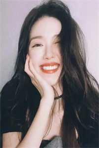 张天翼是男是女