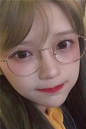 楚香凝简介