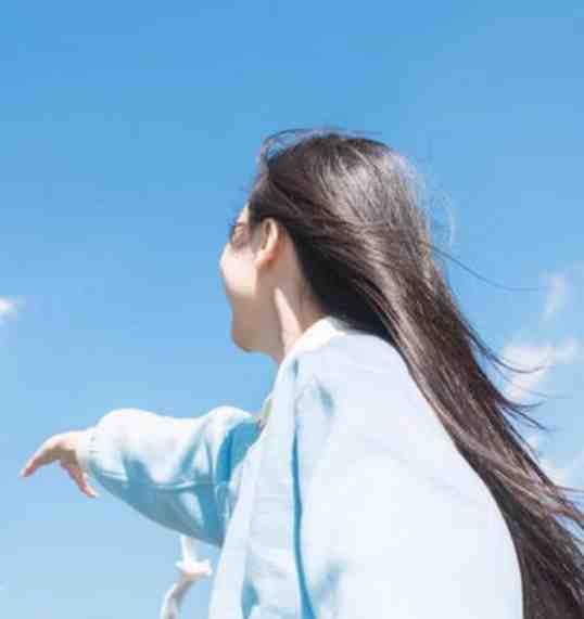 男主叫穆城女主叫尚萌萌