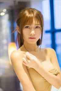 女主叫傅月苓的