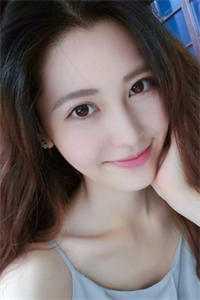 女主叫洛锦绣男主叫云景灏