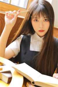 女主叫司依晨的