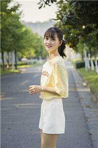 苏婉卿小姐