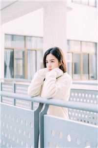 女主叫宋言初的