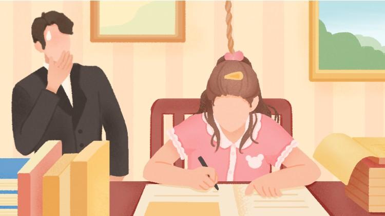 女主叫何甜甜的