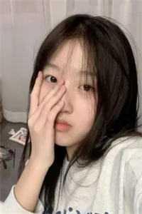 姜嗯彤贴吧
