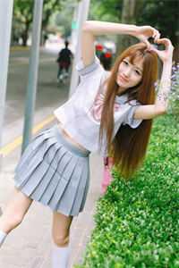 知夏季云深