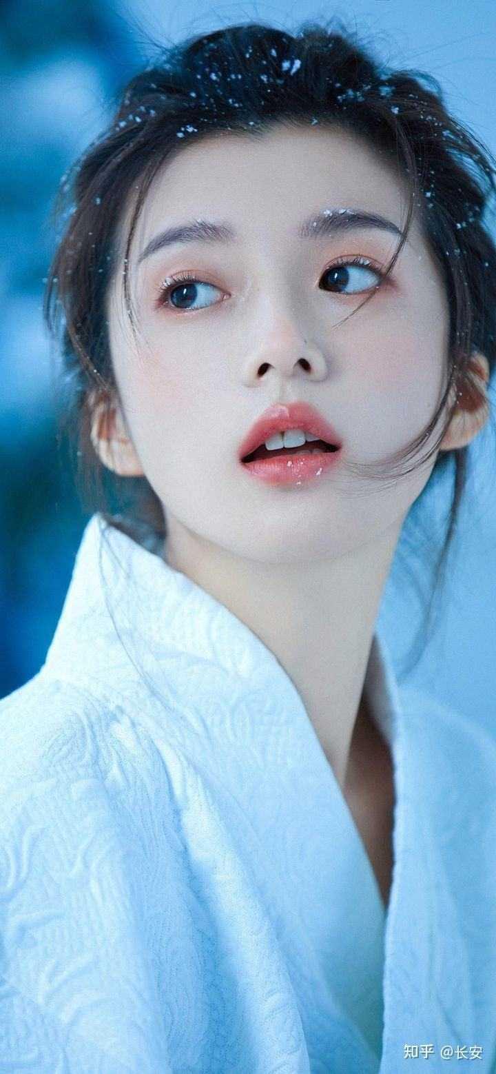 江风董强