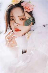 云峥晓红