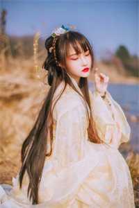 阿闪小吱
