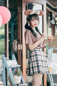 方正李芷筠
