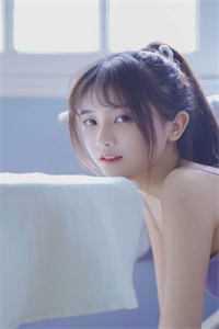 奚妍学石馨生